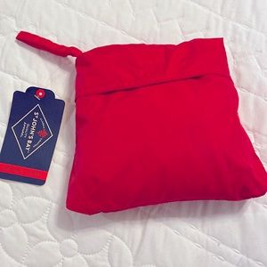 St. John’s Bay packable Water Resistant hooded rain jacket NWT